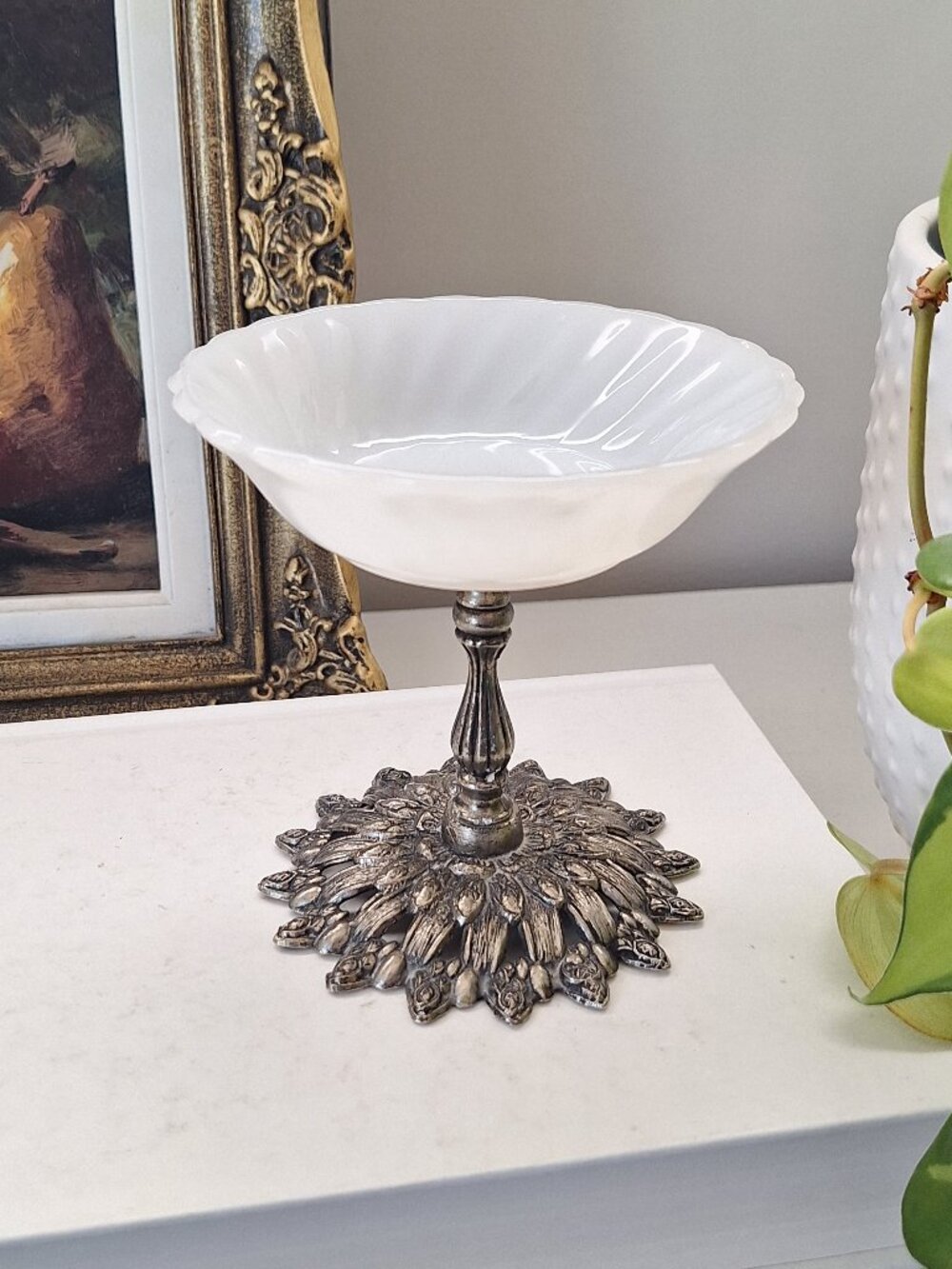 Vintage ornate trinket dish / soap dish - silver color milk glass
